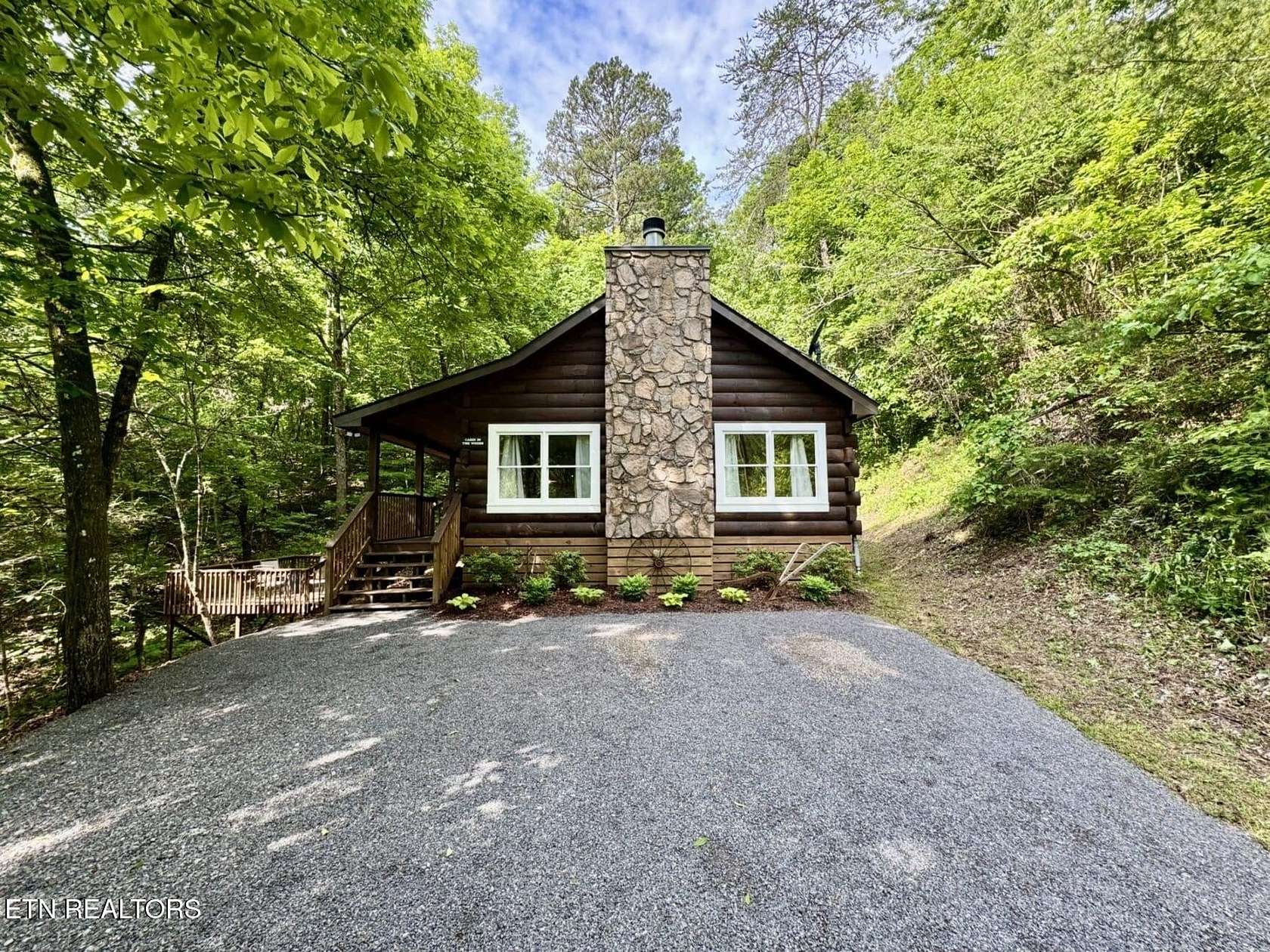 5 Acres of Residential Land with Home for Sale in Sevierville, Tennessee