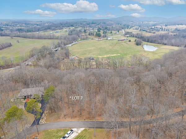 0.52 Acres of Residential Land for Sale in Somerset, Kentucky