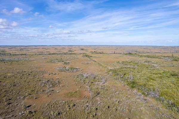 5 Acres of Land for Sale in Leisure City, Florida