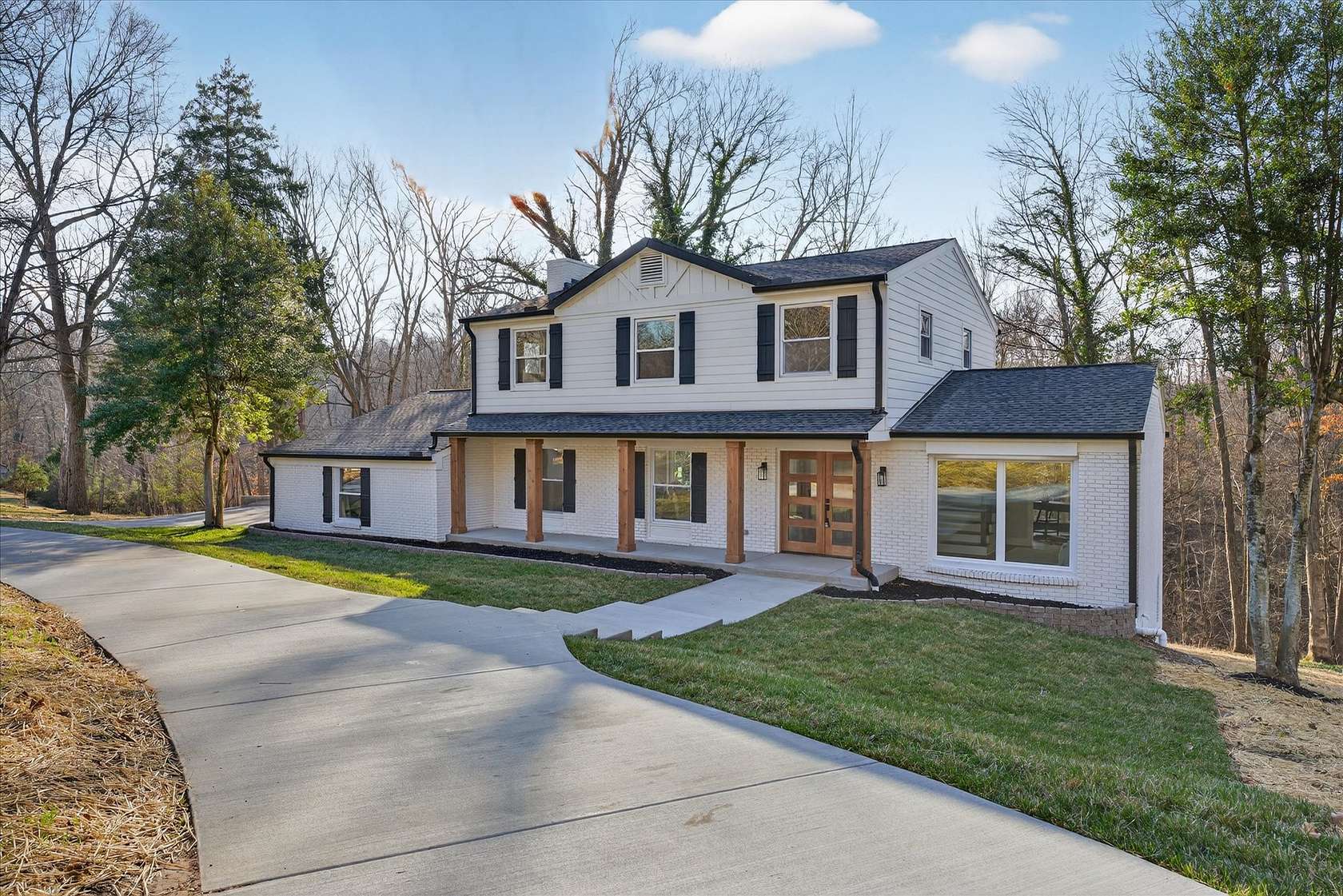 3 Acres of Residential Land with Home for Sale in Clarksville, Tennessee