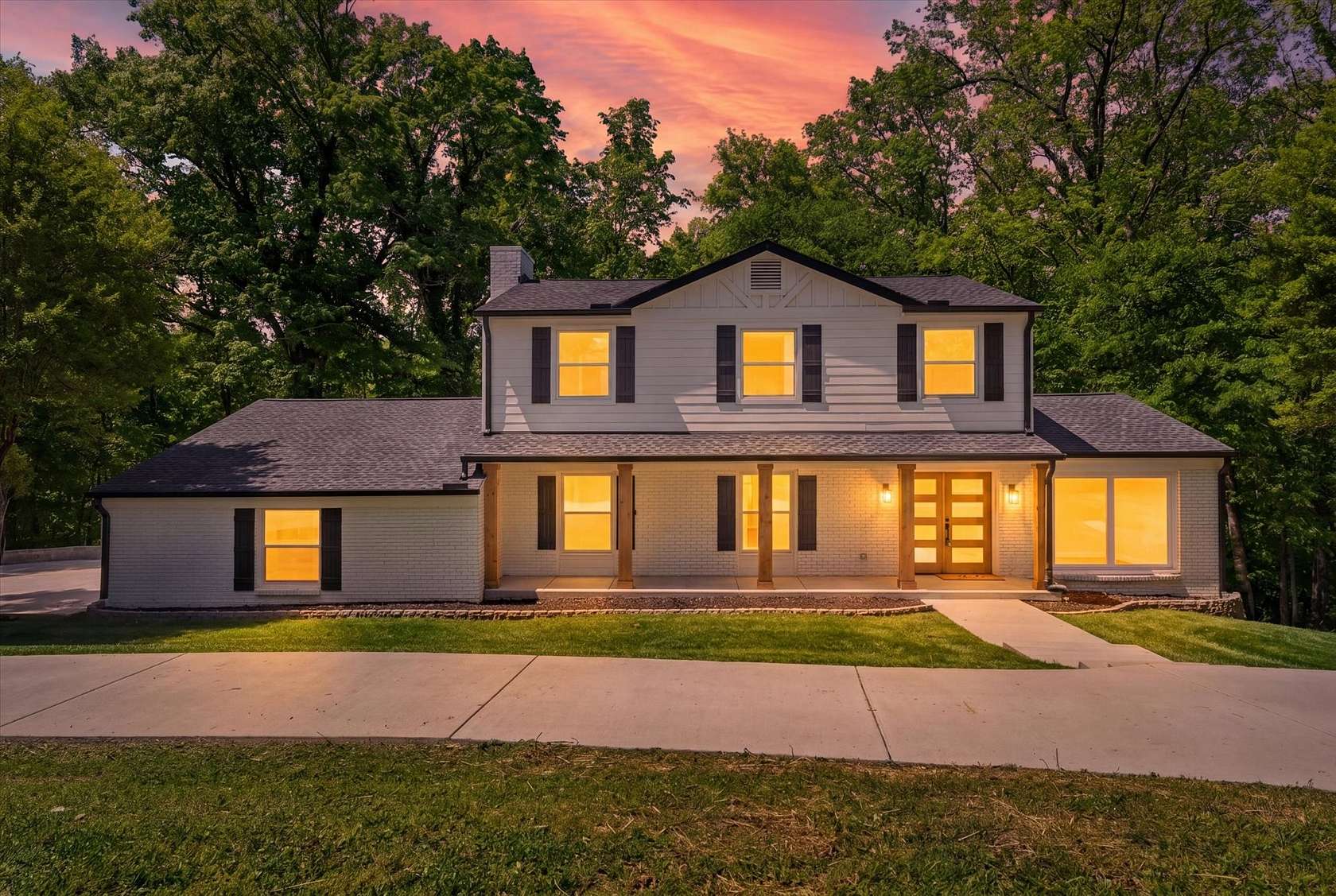 3 Acres of Land with Home for Sale in Clarksville, Tennessee