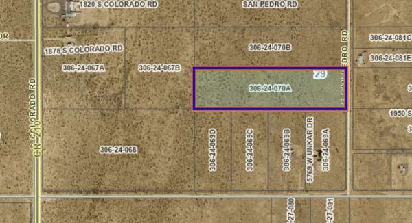 10.1 Acres of Land for Sale in Golden Valley, Arizona