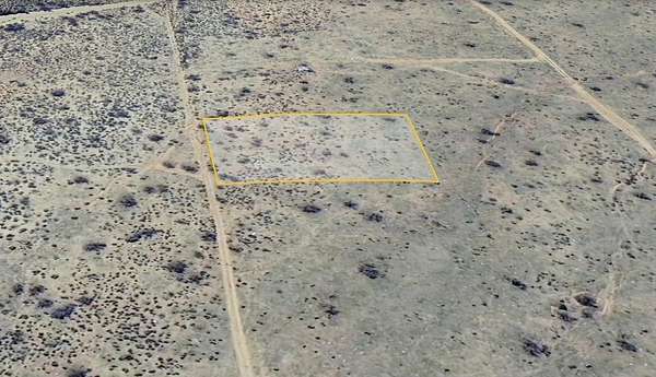 1 Acre of Land for Sale in Golden Valley, Arizona
