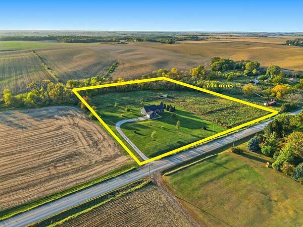 7.24 Acres of Residential Land with Home for Sale in Prairie City, Iowa