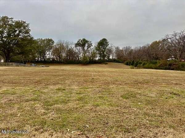 1.5 Acres of Residential Land for Sale in Hernando, Mississippi