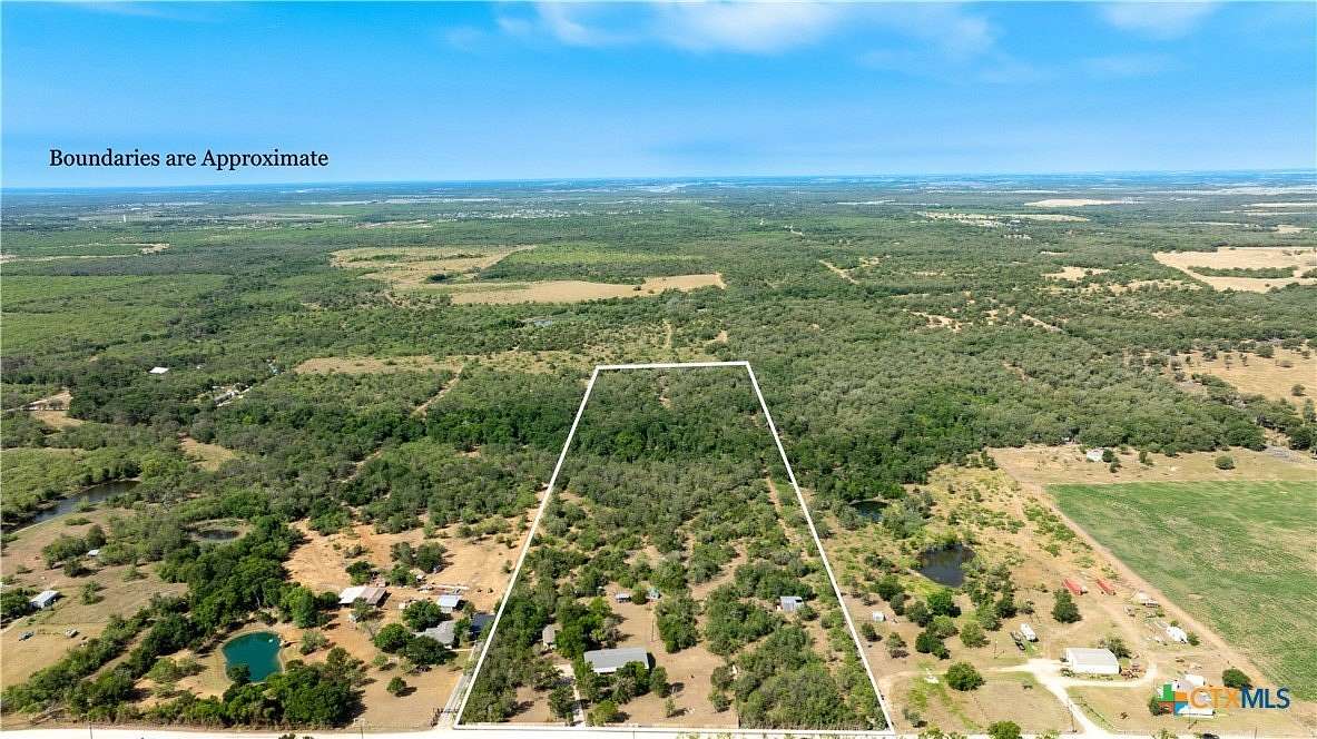 20 Acres of Agricultural Land with Home for Sale in Dale, Texas