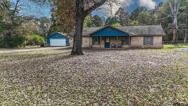 5 Acres of Land with Home for Sale in Palestine, Texas