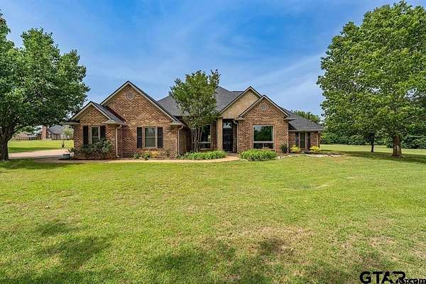 2.5 Acres of Land with Home for Sale in Bullard, Texas