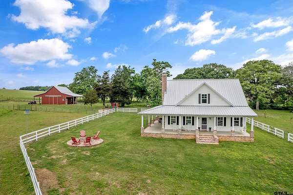 10.2 Acres of Land with Home for Sale in Bullard, Texas