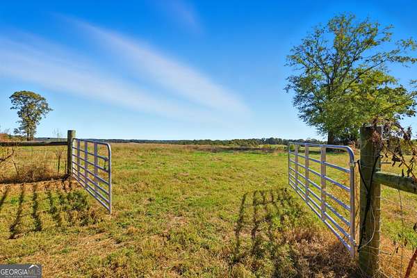 82.8 Acres of Agricultural Land for Sale in Toccoa, Georgia