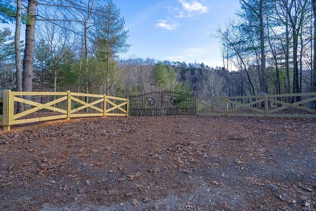 1.39 Acres of Residential Land for Sale in Hayesville, North Carolina