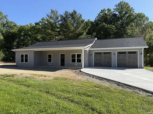 1.75 Acres of Residential Land with Home for Lease in Bloomington, Indiana