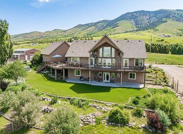 18.6 Acres of Land with Home for Sale in Inkom, Idaho