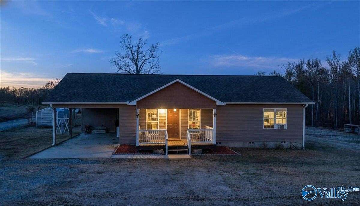 10 Acres of Land with Home for Sale in Grant, Alabama