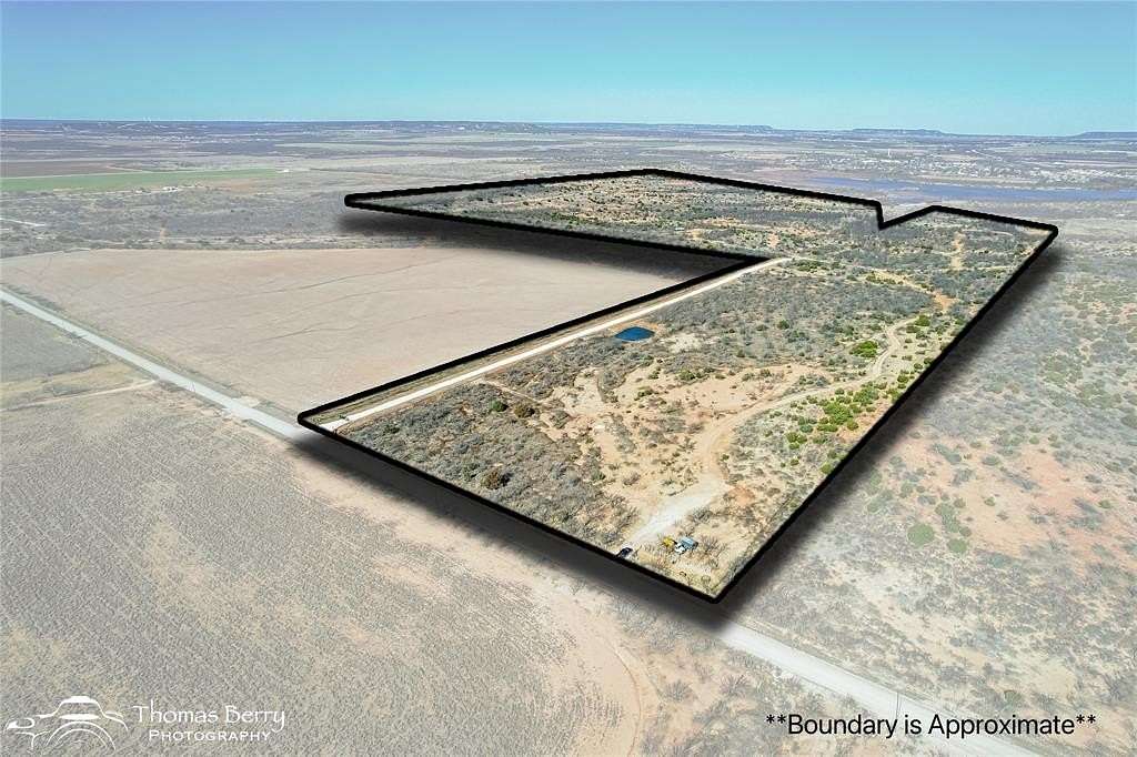 200 Acres of Recreational Land & Farm for Sale in Lawn, Texas