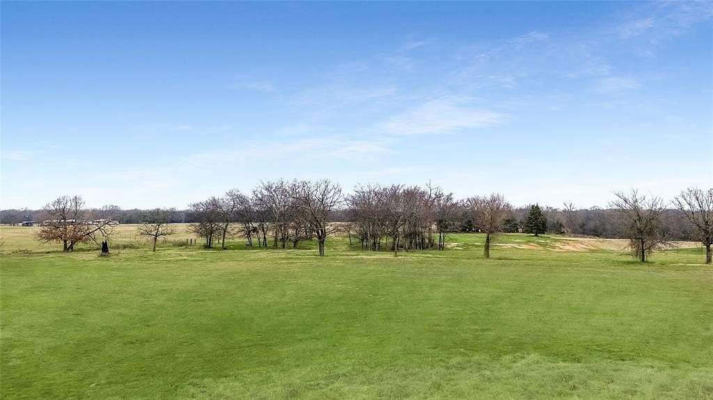 5 Acres of Residential Land for Sale in Yantis, Texas