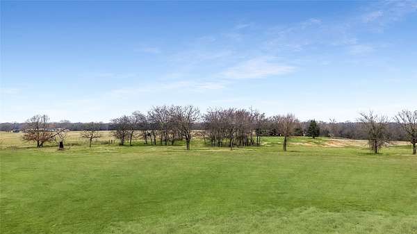 5 Acres of Residential Land for Sale in Yantis, Texas