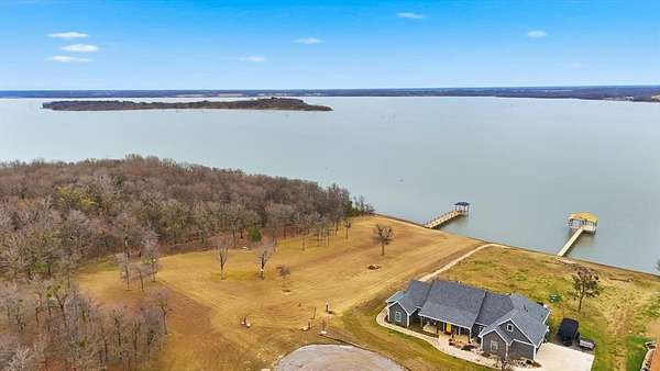 1.3 Acres of Residential Land for Sale in Corsicana, Texas