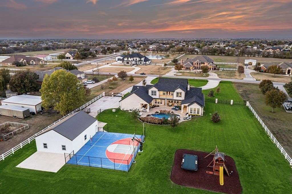 2.5 Acres of Residential Land with Home for Sale in Haslet, Texas