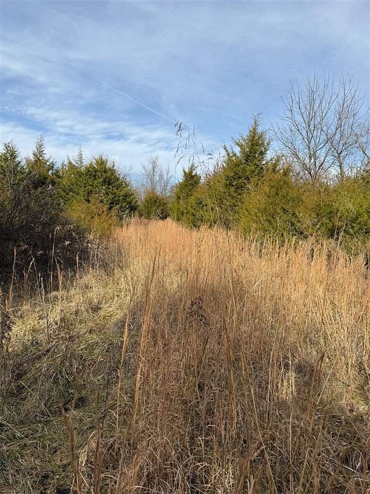 27 Acres of Recreational Land for Sale in Dry Ridge, Kentucky