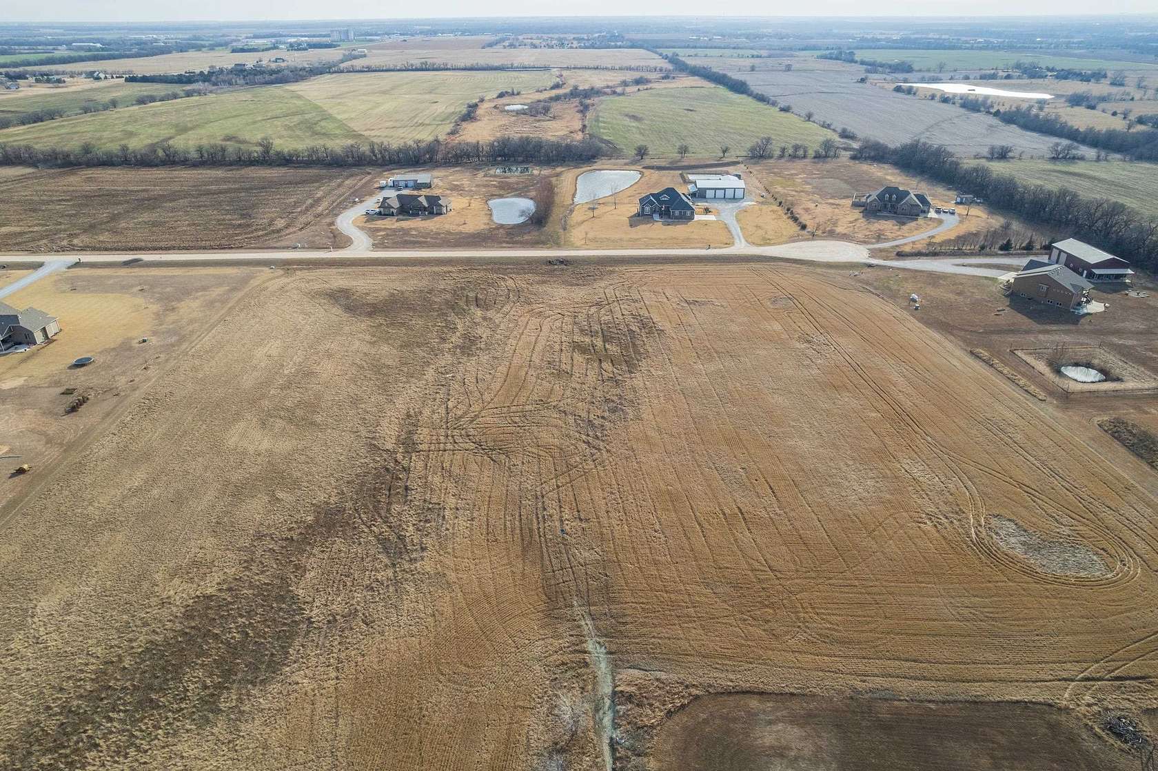 4.67 Acres of Residential Land for Sale in Clearwater, Kansas