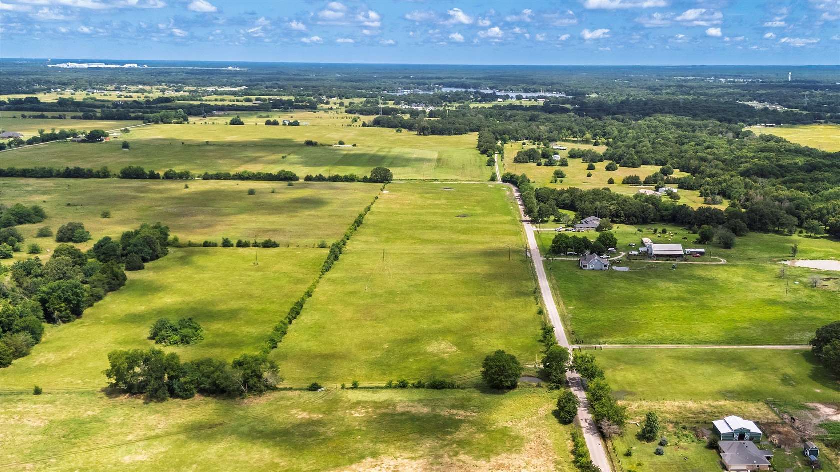 1 Acre of Residential Land for Sale in Quinlan, Texas