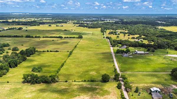 1 Acre of Residential Land for Sale in Quinlan, Texas