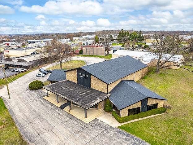 1.59 Acres of Commercial Land for Sale in Woodstock, Illinois