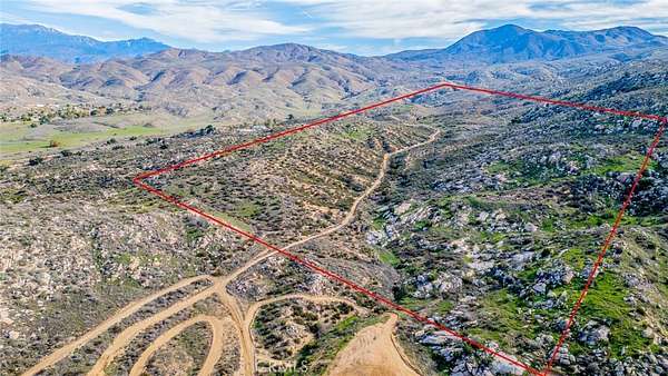 40 Acres of Land for Sale in Hemet, California