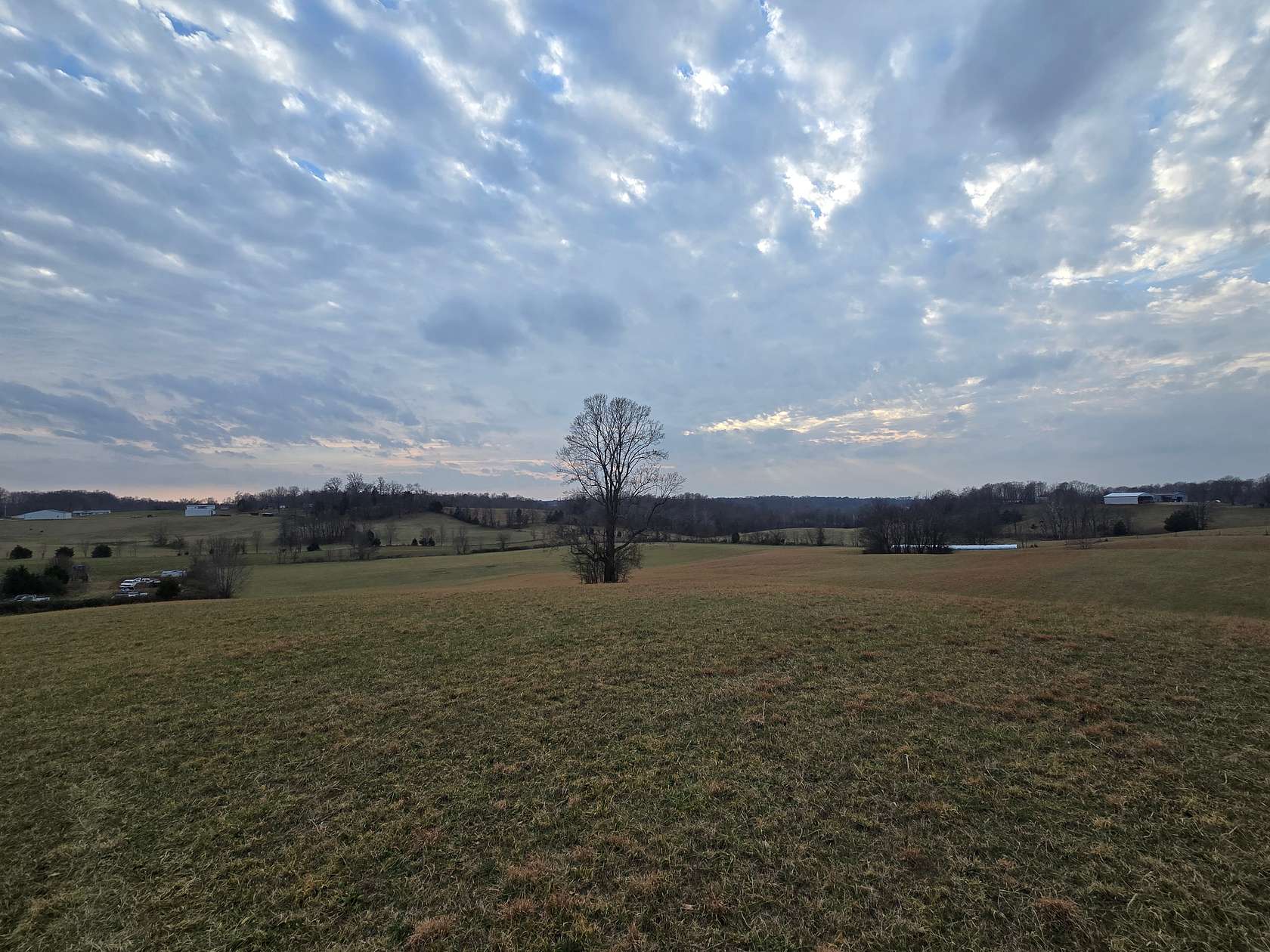 13.7 Acres of Agricultural Land for Sale in Edmonton, Kentucky