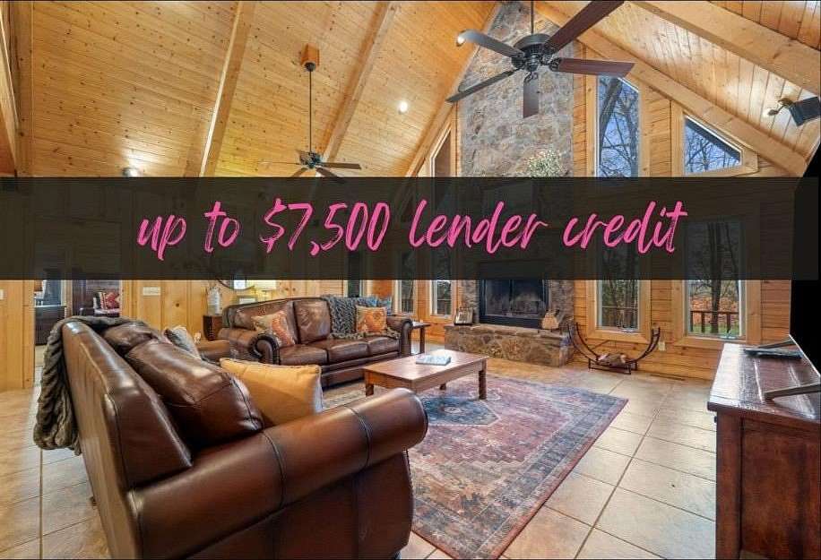 13.6 Acres of Land with Home for Sale in Springdale, Arkansas