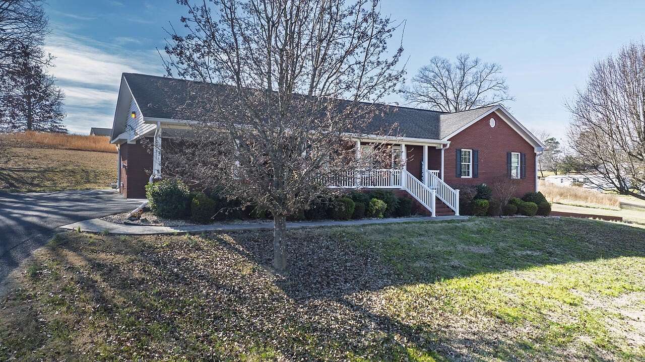 3.5 Acres of Residential Land with Home for Sale in Cleveland, Tennessee