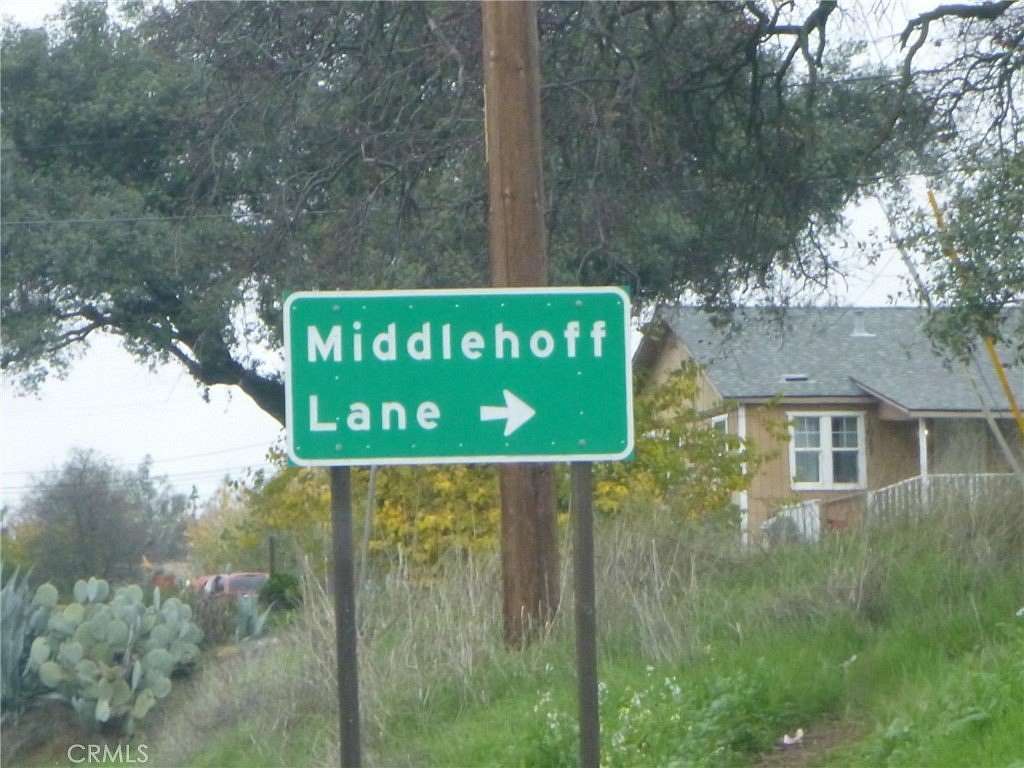 2 Acres of Residential Land with Home for Sale in Oroville, California