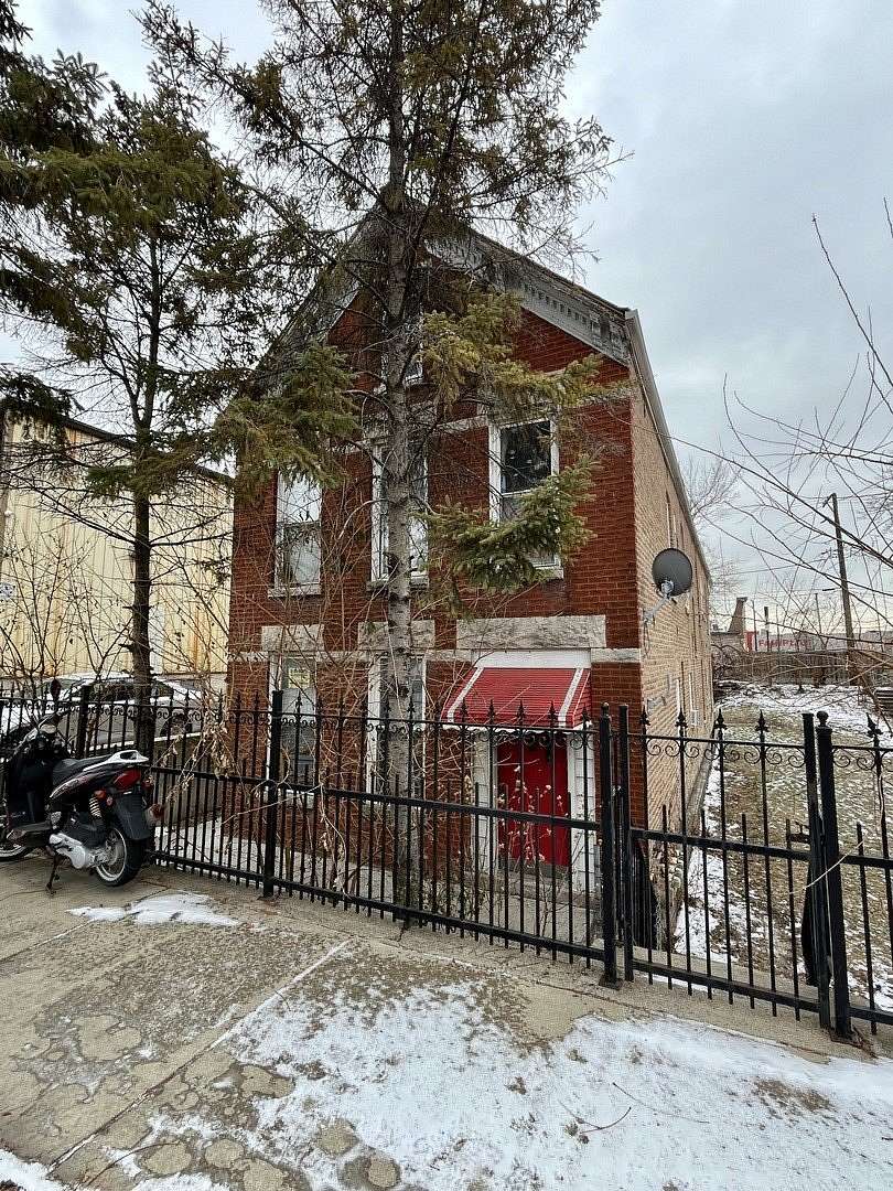 0.2 Acres of Residential Land for Sale in Chicago, Illinois