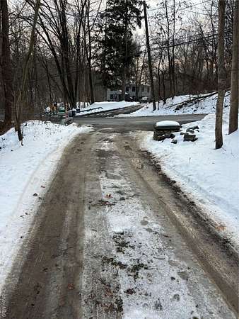 8.6 Acres of Land for Sale in Cortlandt Manor, New York