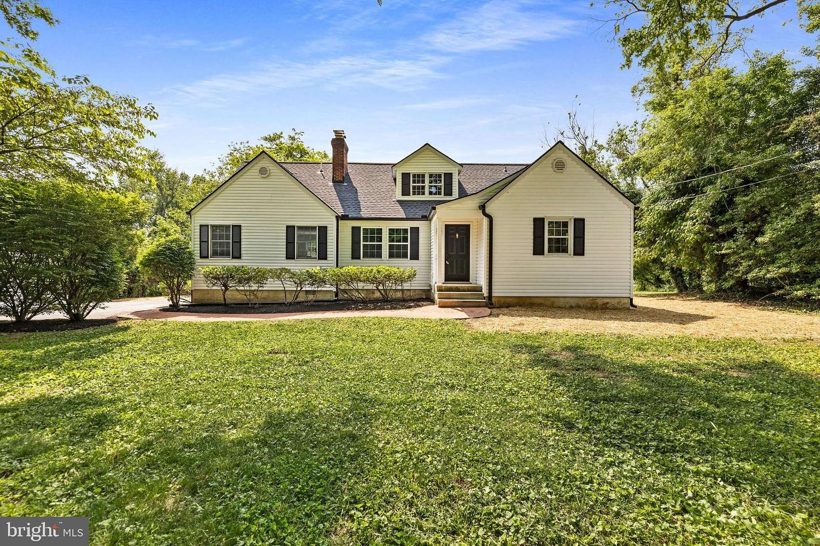 1.5 Acres of Residential Land with Home for Sale in Phoenix, Maryland