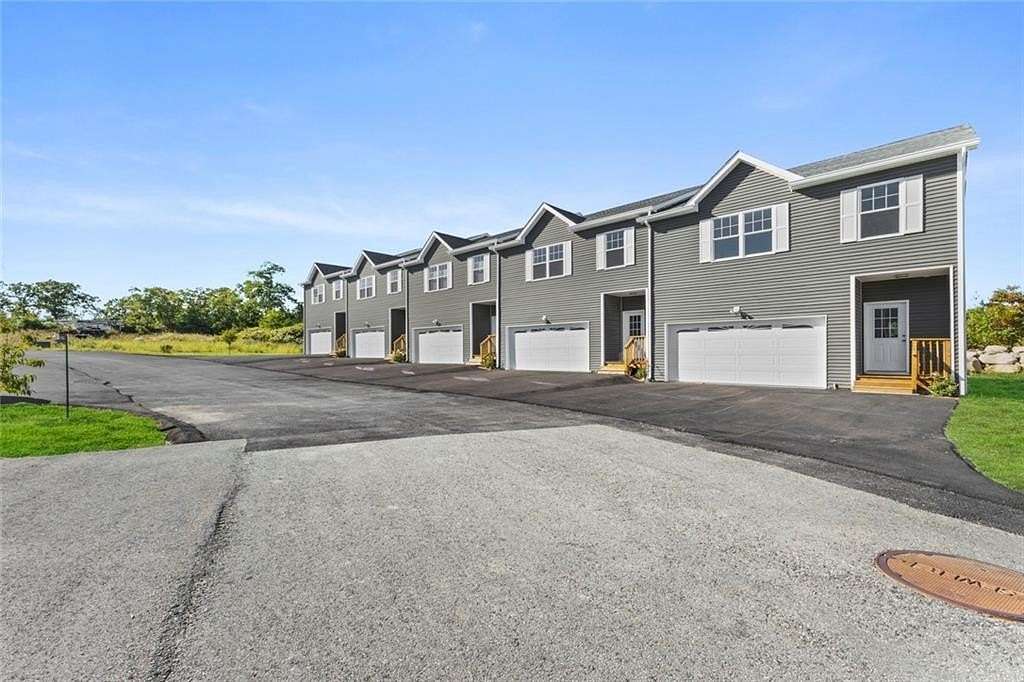 23 Acres of Recreational Land with Home for Sale in West Warwick, Rhode Island