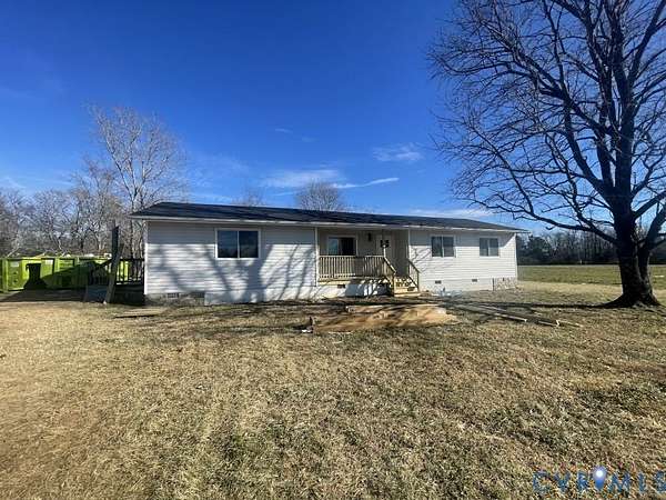 2 Acres of Residential Land with Home for Sale in Mechanicsville, Virginia