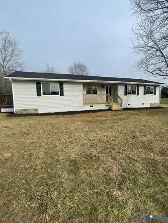 2 Acres of Residential Land with Home for Sale in Mechanicsville, Virginia