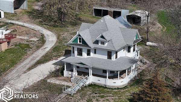 9.34 Acres of Residential Land with Home for Sale in Coin, Iowa