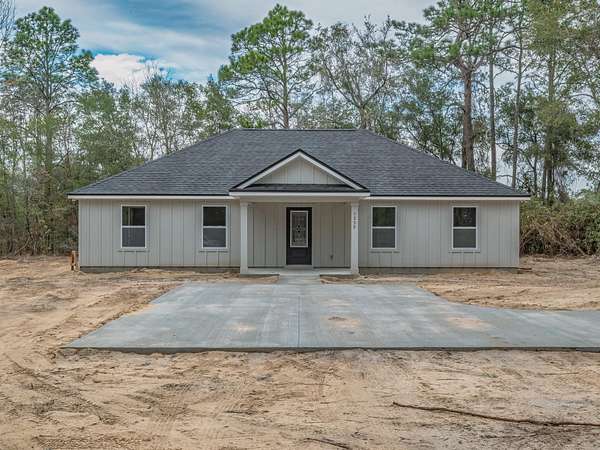 1.5 Acres of Residential Land with Home for Sale in Sopchoppy, Florida