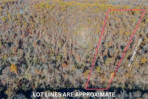 10 Acres of Land for Sale in Lebanon, Missouri