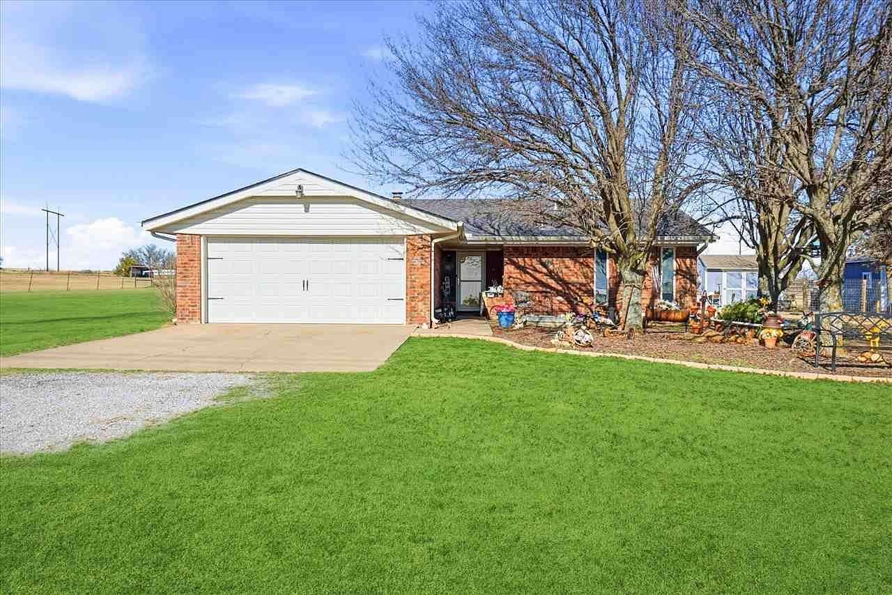 2.27 Acres of Land with Home for Sale in Lawton, Oklahoma