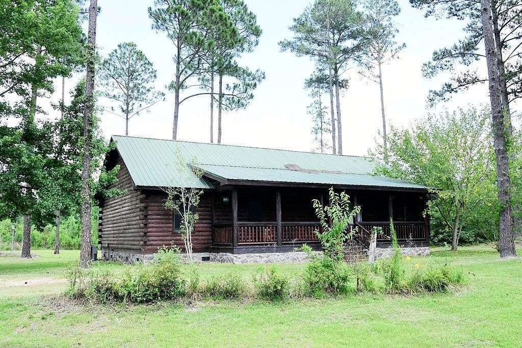 42.7 Acres of Recreational Land with Home for Sale in Cairo, Georgia