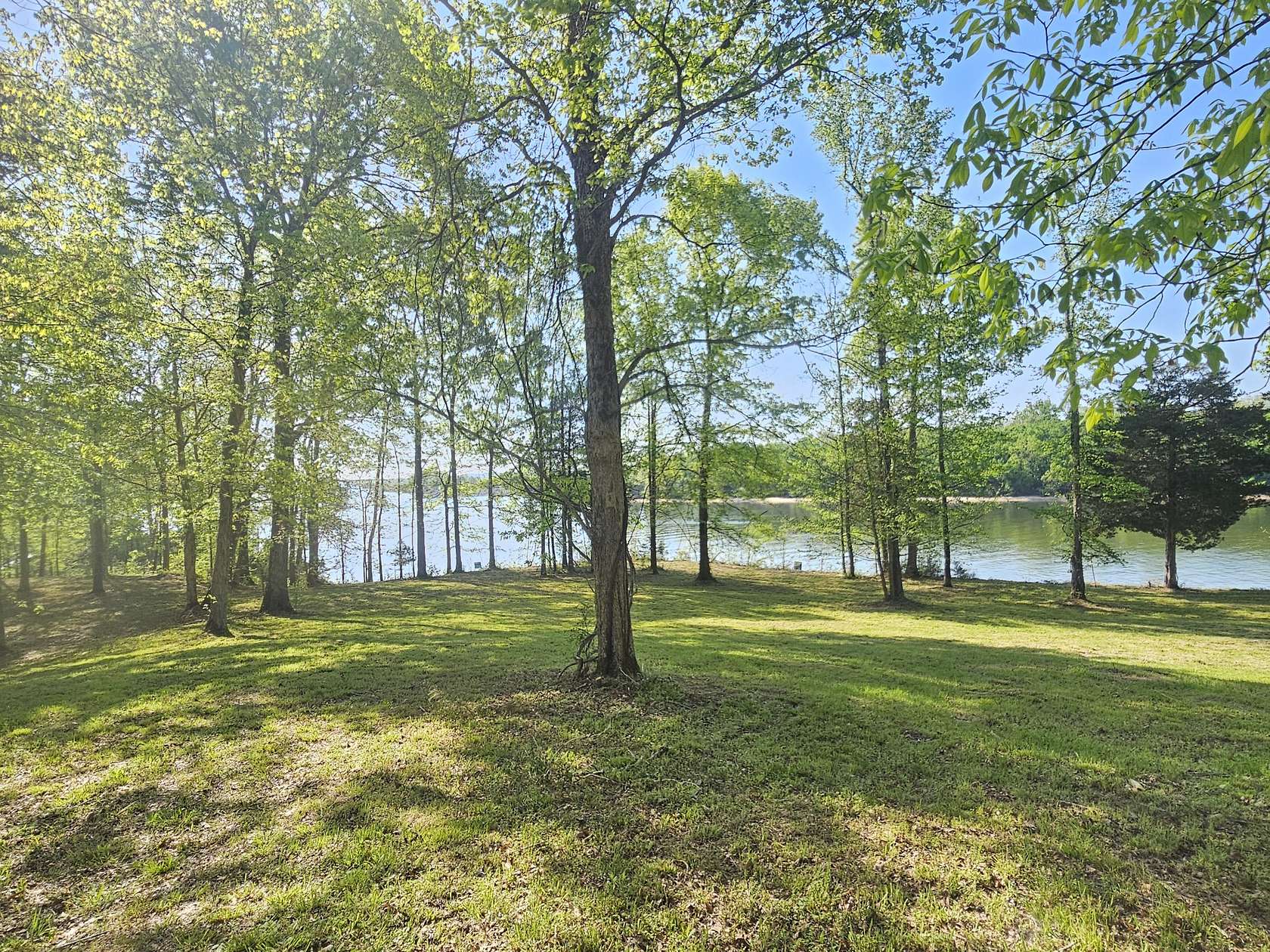 1.48 Acres of Residential Land for Sale in Bath Springs, Tennessee