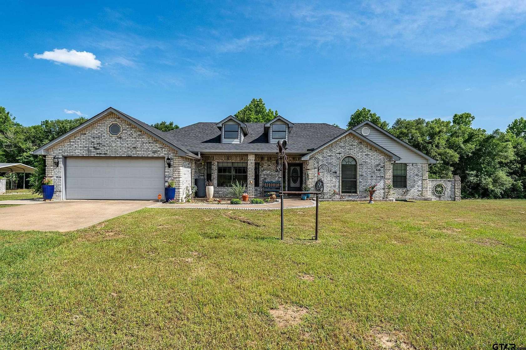 5.84 Acres of Residential Land with Home for Sale in Frankston, Texas