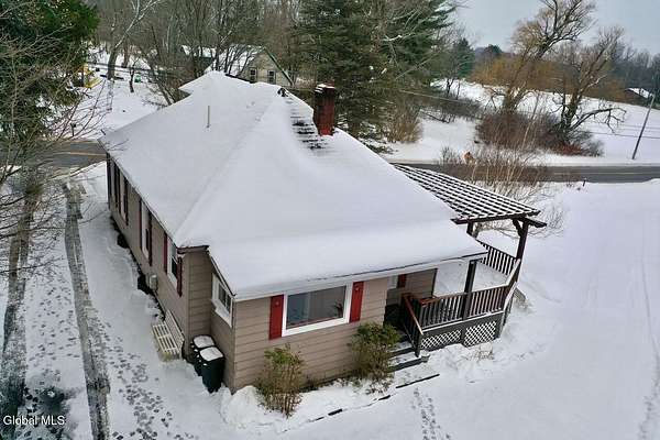 3.55 Acres of Residential Land with Home for Sale in Johnstown, New York