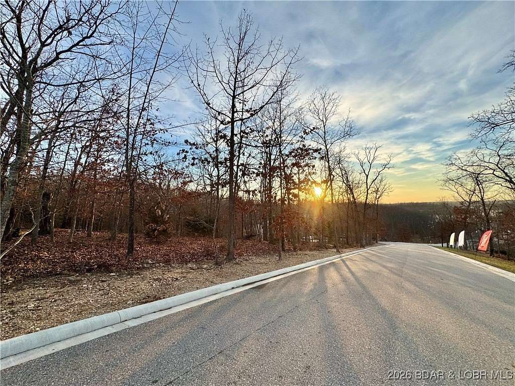 0.96 Acres of Residential Land for Sale in Village of Four Seasons, Missouri