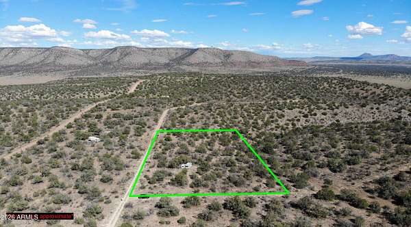 2.63 Acres of Land for Sale in Seligman, Arizona