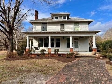 14 Acres of Land with Home for Sale in Greenwood, South Carolina